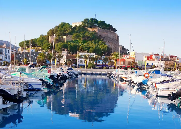 Cascadas Cerca De Playa Y Centro دينايا