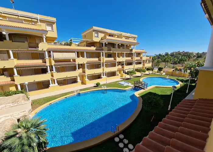 Cascadas Cerca De Playa Y Centro * دينايا