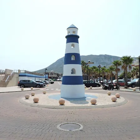 Cascadas Cerca De Playa Y Centro Dénia